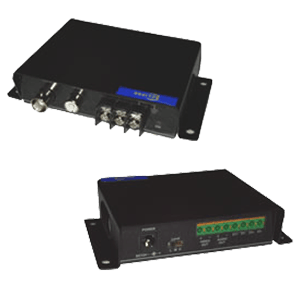   powered transmitter receives audio and video signals and outputs an amplified signal to a CAT 5 (RJ45 style connector)